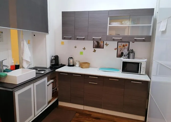 Pensjonat Clarahouse 3*